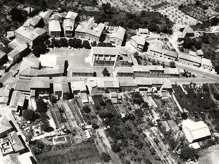 Foto aerea Guardea anni 60