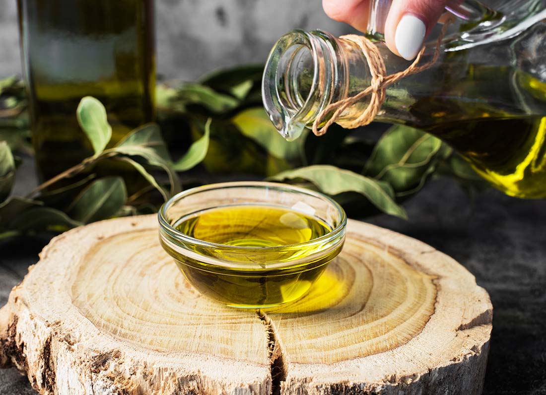 L’olio EVO può battere il virus, la scoperta dalle Università di Perugia e Napoli